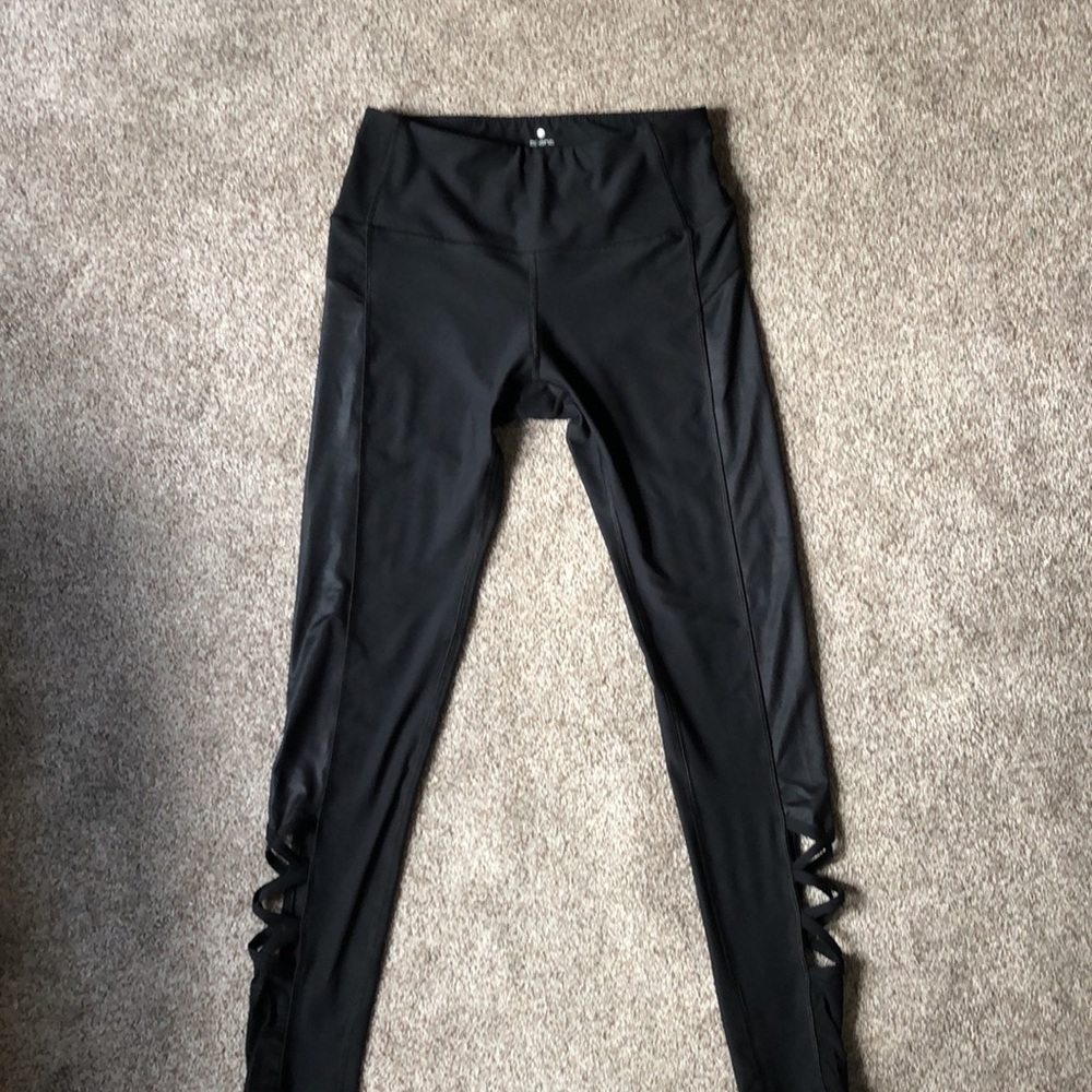 Black Athletic Leggings